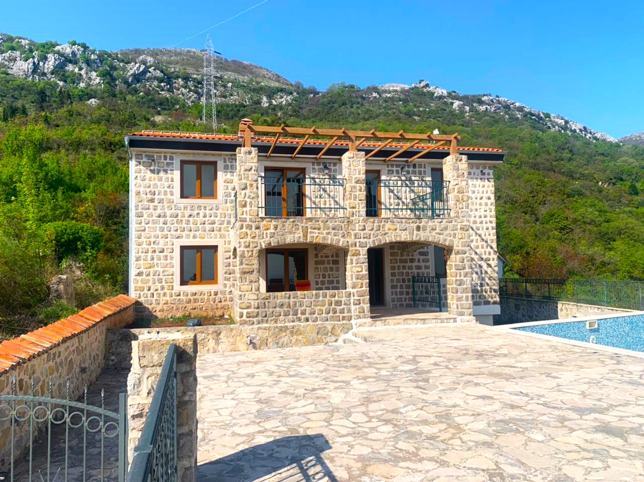 Image of Villa - 6 Bedrooms - 5 Bathrooms for Sale in Budva-Petrovac-Montenegro, Image 1